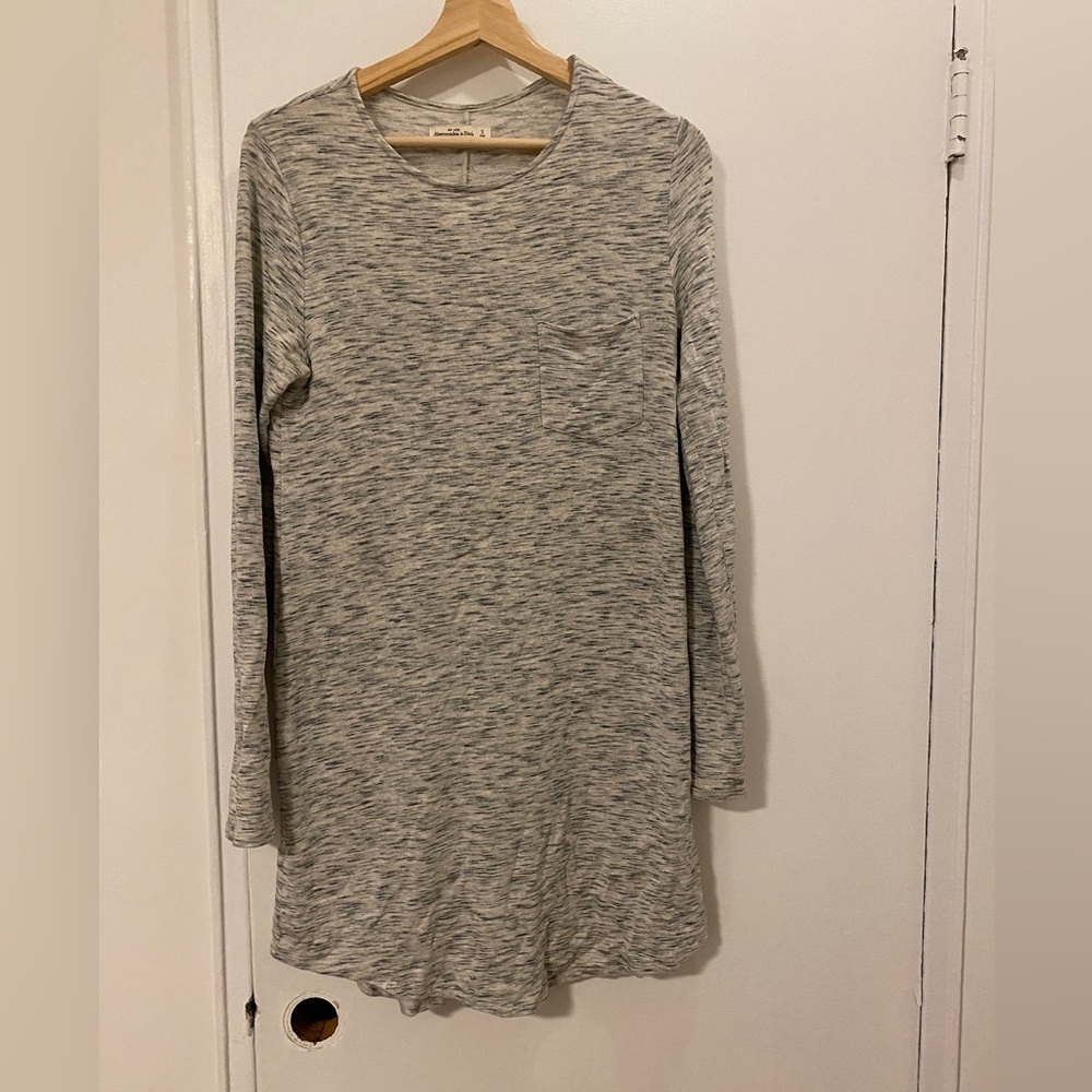 Abercrombie & Fitch Above the Knee Sweater Dress- Size S- Color Grey White Black
